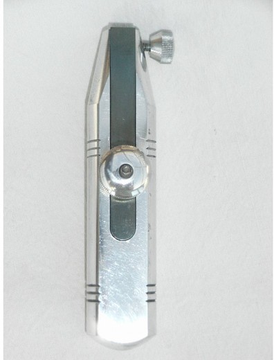 Handle for interchangeable shaper